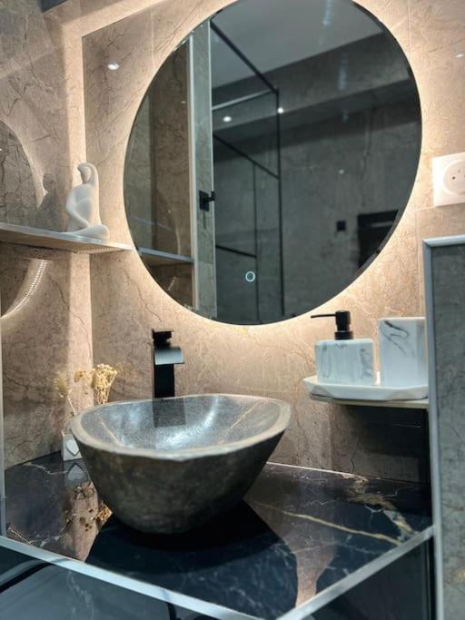 שטרסבורג Luxueux Appartement Pres De La Cathedrale מראה חיצוני תמונה